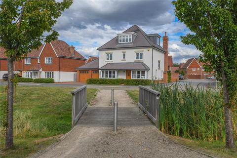 5 bedroom detached house for sale, Seaward Drive, Berkshire RG40