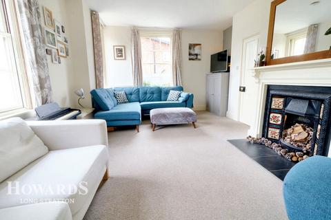 4 bedroom character property for sale, Ipswich Road, Long Stratton