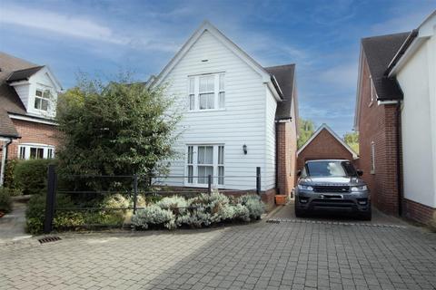 4 bedroom detached house for sale, Station Road, Billericay CM12