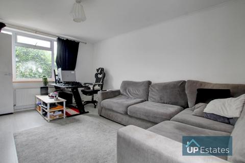 27 Agincourt Road, Cheylesmore, Coventry, CV3 5PT