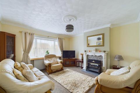 2 bedroom semi-detached bungalow for sale, Bempton Close, Bridlington