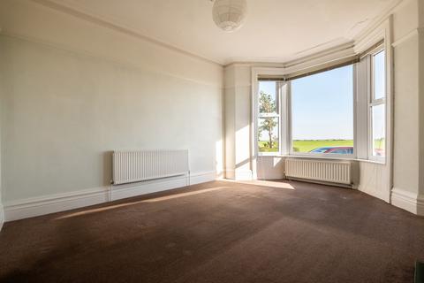 3 bedroom apartment for sale, East Beach, Lytham St. Annes, FY8