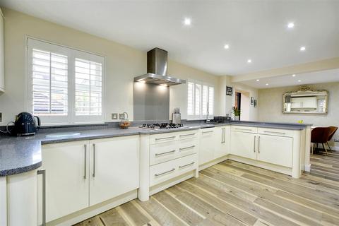 3 bedroom detached house for sale, Pritchard Drive, Stapleford, Nottingham