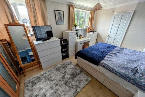 38 Sutherland Avenue, Yate, Bristol, BS37 5UQ