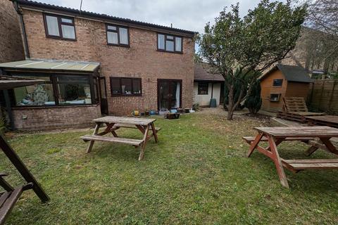 38 Sutherland Avenue, Yate, Bristol, BS37 5UQ
