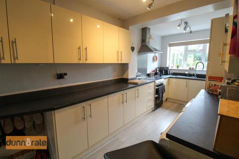 4 bedroom semi-detached house for sale, Stoneycroft, Stoke-On-Trent ST2