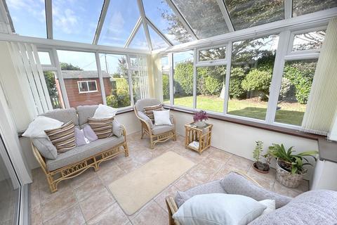 10 West Close, Helston, TR13 8LD