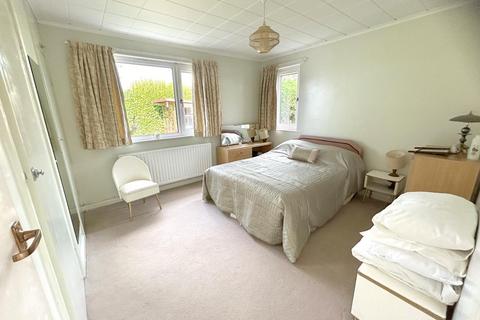 10 West Close, Helston, TR13 8LD