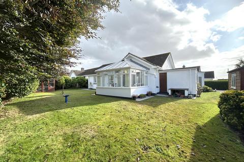 10 West Close, Helston, TR13 8LD