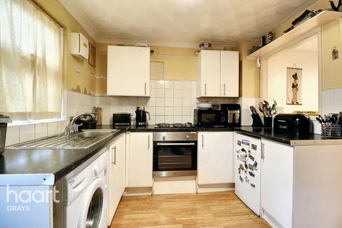 2 bedroom terraced house for sale, Water Lane, PURFLEET