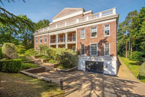3 bedroom apartment for sale, Esher Park Avenue, Esher, KT10