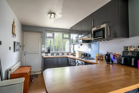 3 bedroom terraced house for sale, Roche Avenue, York