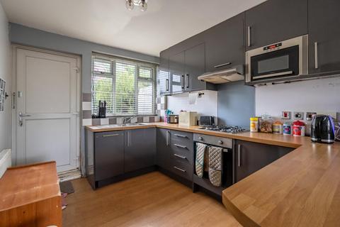 3 bedroom terraced house for sale, Roche Avenue, York