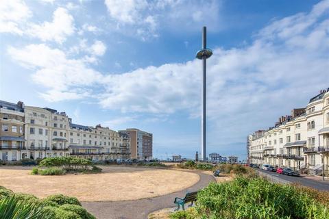 1 bedroom flat to rent, Regency Square, Brighton