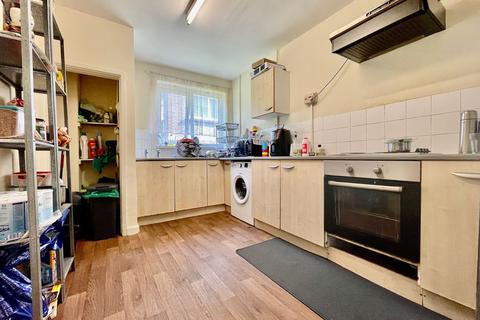 3 bedroom maisonette for sale, Greenland Crescent, Cardiff CF5