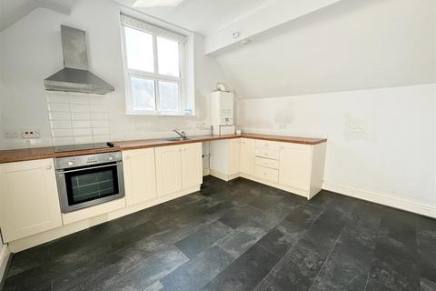 2 bedroom flat for sale, Compton Road, Buxton