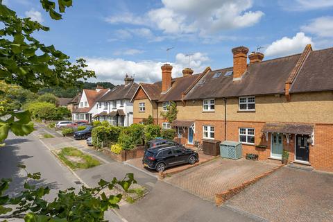 14 Chalkpit Lane, Oxted, RH8 0NE