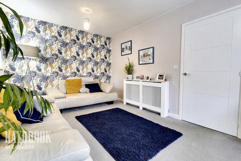 144 Archdale Road, Sheffield, S2 1NZ