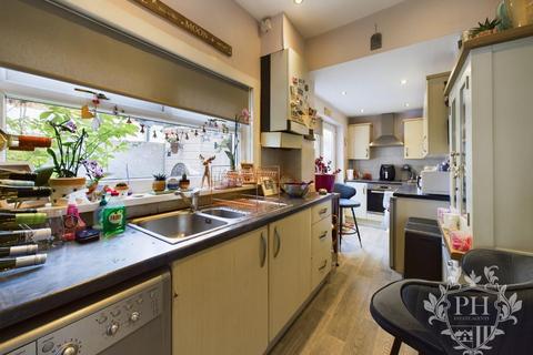 2 bedroom terraced house for sale, LAMBTON STREET