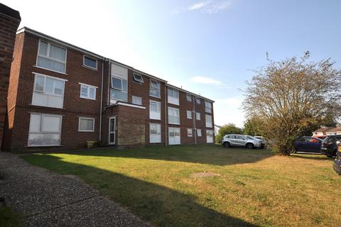 2 bedroom flat to rent, Trafalgar Court, Braintree, Essex