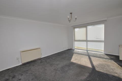 2 bedroom flat to rent, Trafalgar Court, Braintree, Essex