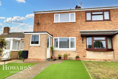 3 bedroom terraced house for sale, Lloyds Avenue, Lowestoft