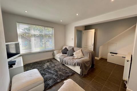 15 The Gladeway, Waltham Abbey, EN9 1LL