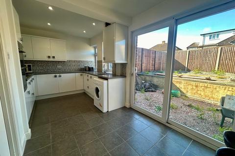 15 The Gladeway, Waltham Abbey, EN9 1LL