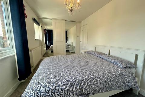 15 The Gladeway, Waltham Abbey, EN9 1LL