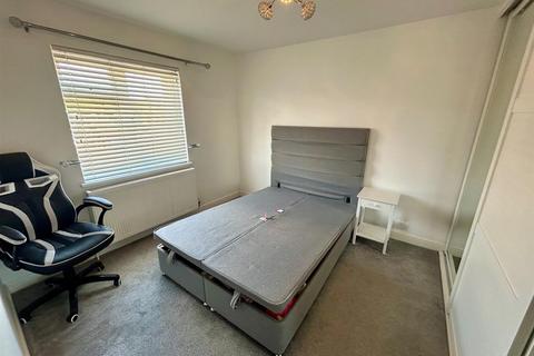 15 The Gladeway, Waltham Abbey, EN9 1LL