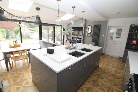 35 Boothfields, Knutsford, WA16 8JU