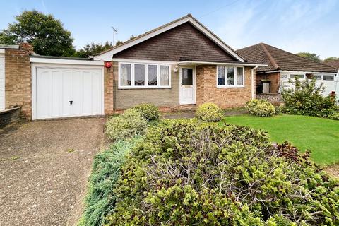 3 bedroom bungalow for sale, Sandgate Road, Luton, Bedfordshire, LU4 9TB