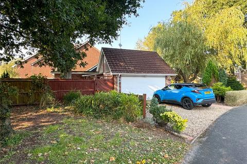 3 bedroom bungalow for sale, Rosehill Drive, Bransgore, Christchurch, Dorset, BH23