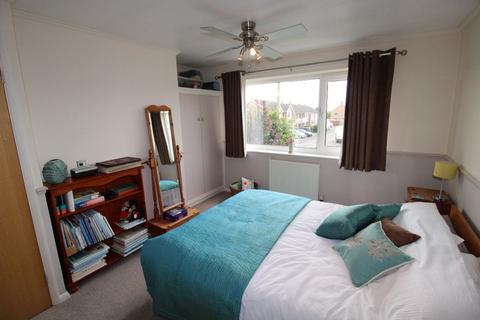 55 Fullwell Road, Bozeat, Wellingborough, NN29 7LX