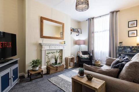 1 bedroom flat for sale, Castle Road, Scarborough YO11