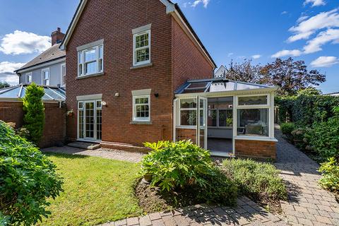 3 bedroom semi-detached house for sale, Cambridge Close, Ingatestone CM4