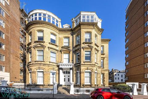 2 bedroom apartment for sale, Grand Avenue, Hove BN3