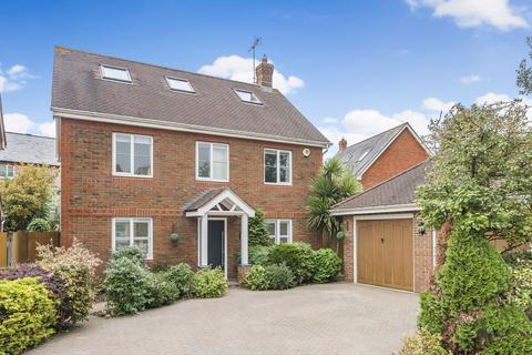 5 bedroom detached house for sale, McKenzie Way, Epsom KT19