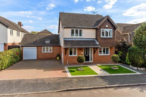 4 bedroom detached house for sale, Hampton Gardens, Sawbridgeworth, Hertfordshire, CM21