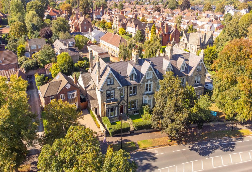 York 3 bed apartment aerial