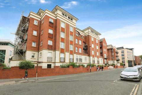 2 bedroom flat for sale, Trafalgar House, Piccadilly, York, YO1 9QP