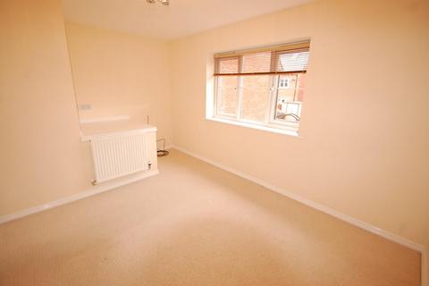 3 bedroom house to rent, Hope Way, Church Gresley DE11