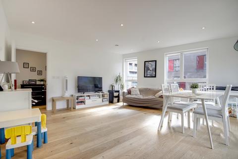 2 bedroom flat for sale, Kane Court, North Greenwich SE10