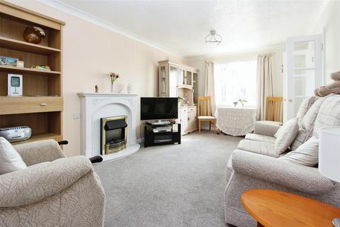 1 bedroom retirement property for sale, Bell Road, Sittingbourne