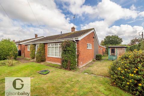 3 bedroom detached bungalow for sale, Salhouse Road, Norwich NR13