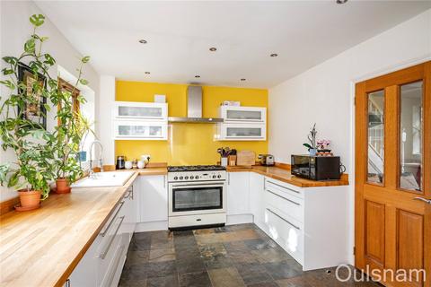 4 bedroom semi-detached house for sale, Farmers Road, Bromsgrove, Worcestershire, B60