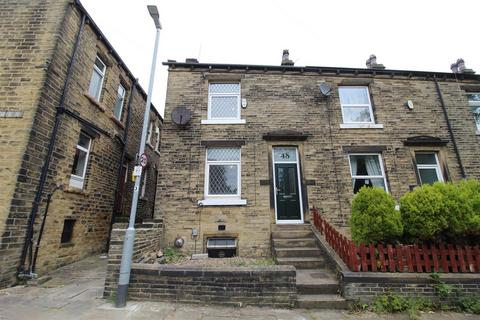 2 bedroom end of terrace house to rent, Emscote Street South, Halifax