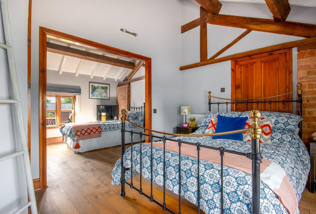 Bedroom 3 and 4