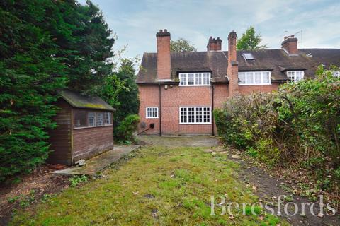 3 Heath Drive, Romford, RM2 5QB