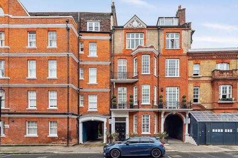 3 bedroom flat for sale, Flood Street, London, SW3